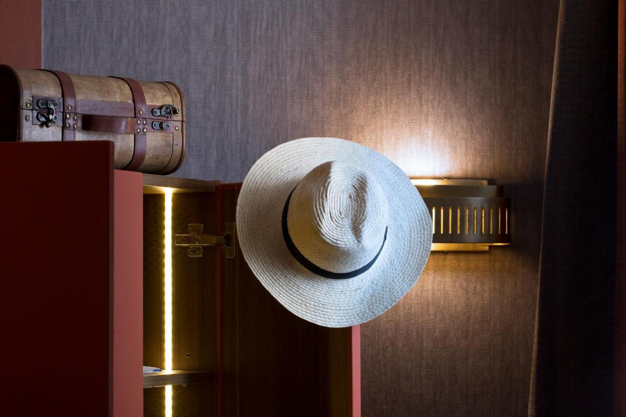 Hotel Whistler - Gare Du Nord Paris Eksteriør billede